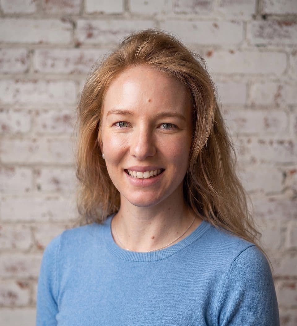 Samantha Chambers, Marketing & CX at simplefy.ai
